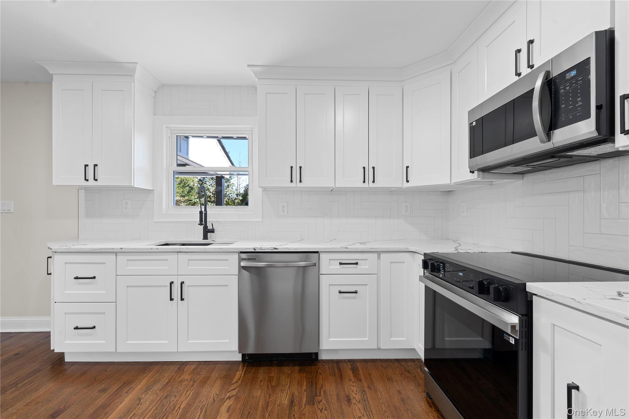 #9 photo, 22 Guilette Place, Amityville , NY 11701