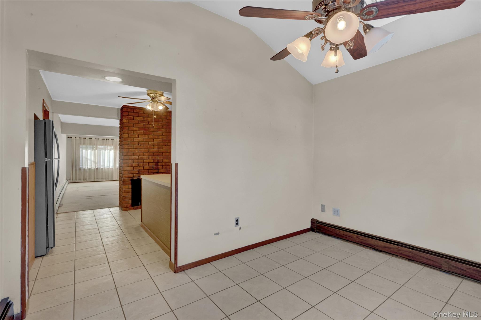 #11 photo, 2 Welcome Lane, नासाउ काउंटी Hempstead , NY 11793