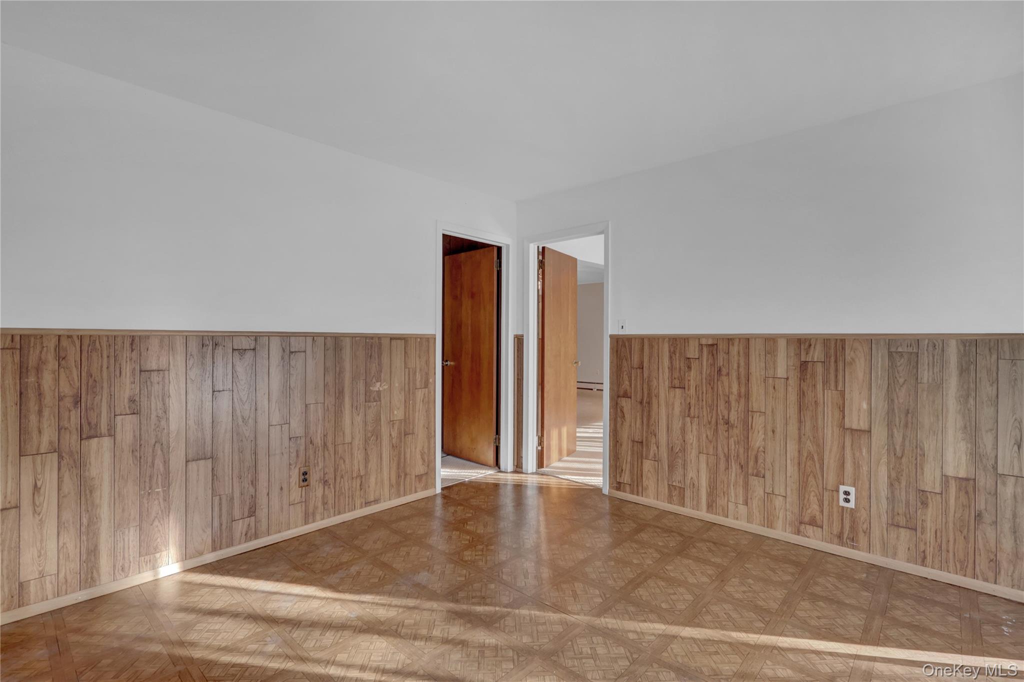 #16 photo, 2 Welcome Lane, नासाउ काउंटी Hempstead , NY 11793