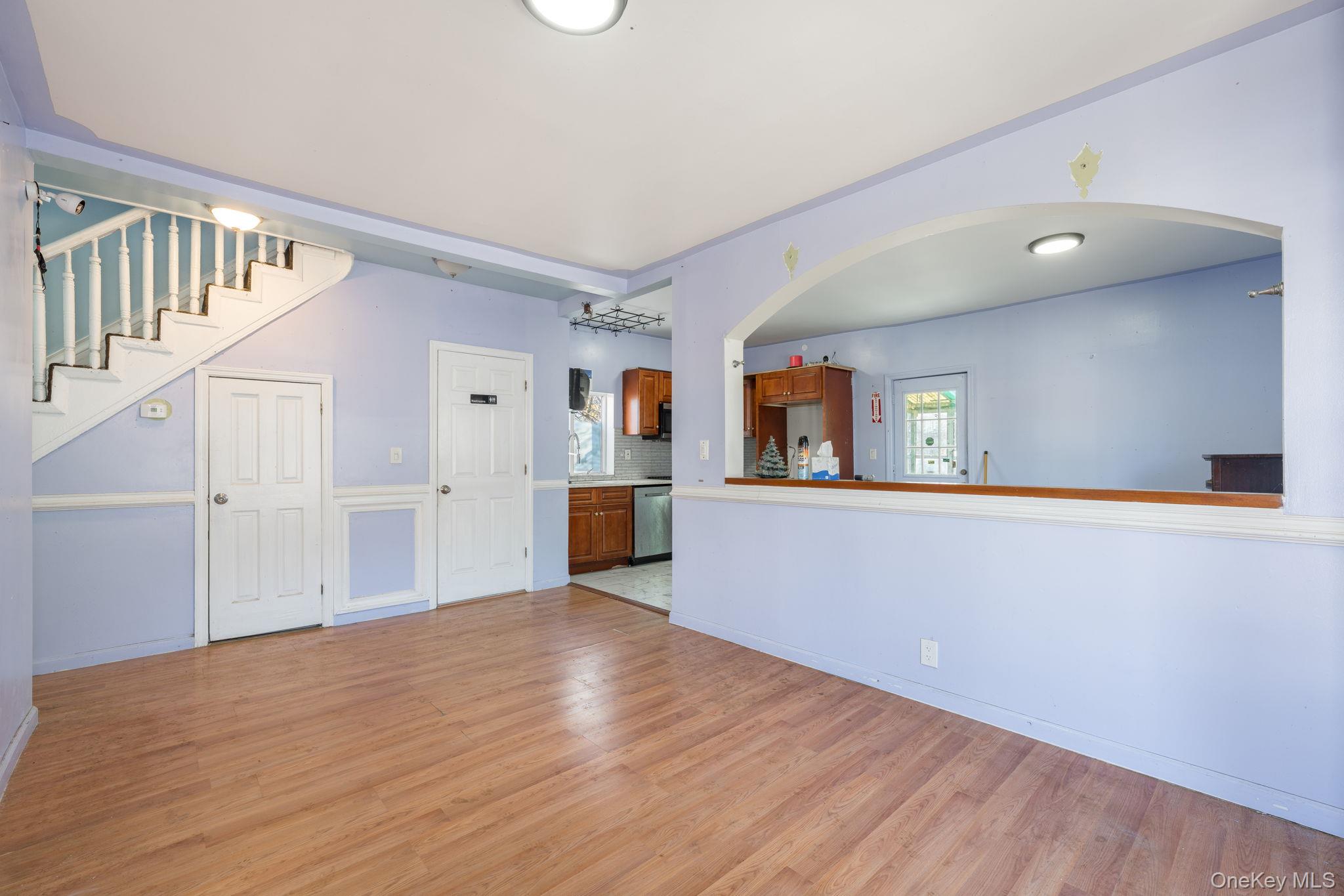 #17 photo, 2214 Hermany Avenue, 브롱크스 Bronx , NY 10473