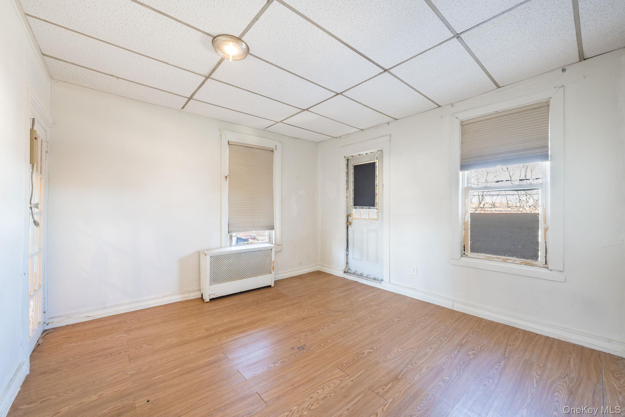 #8 photo, 2214 Hermany Avenue, 브롱크스 Bronx , NY 10473