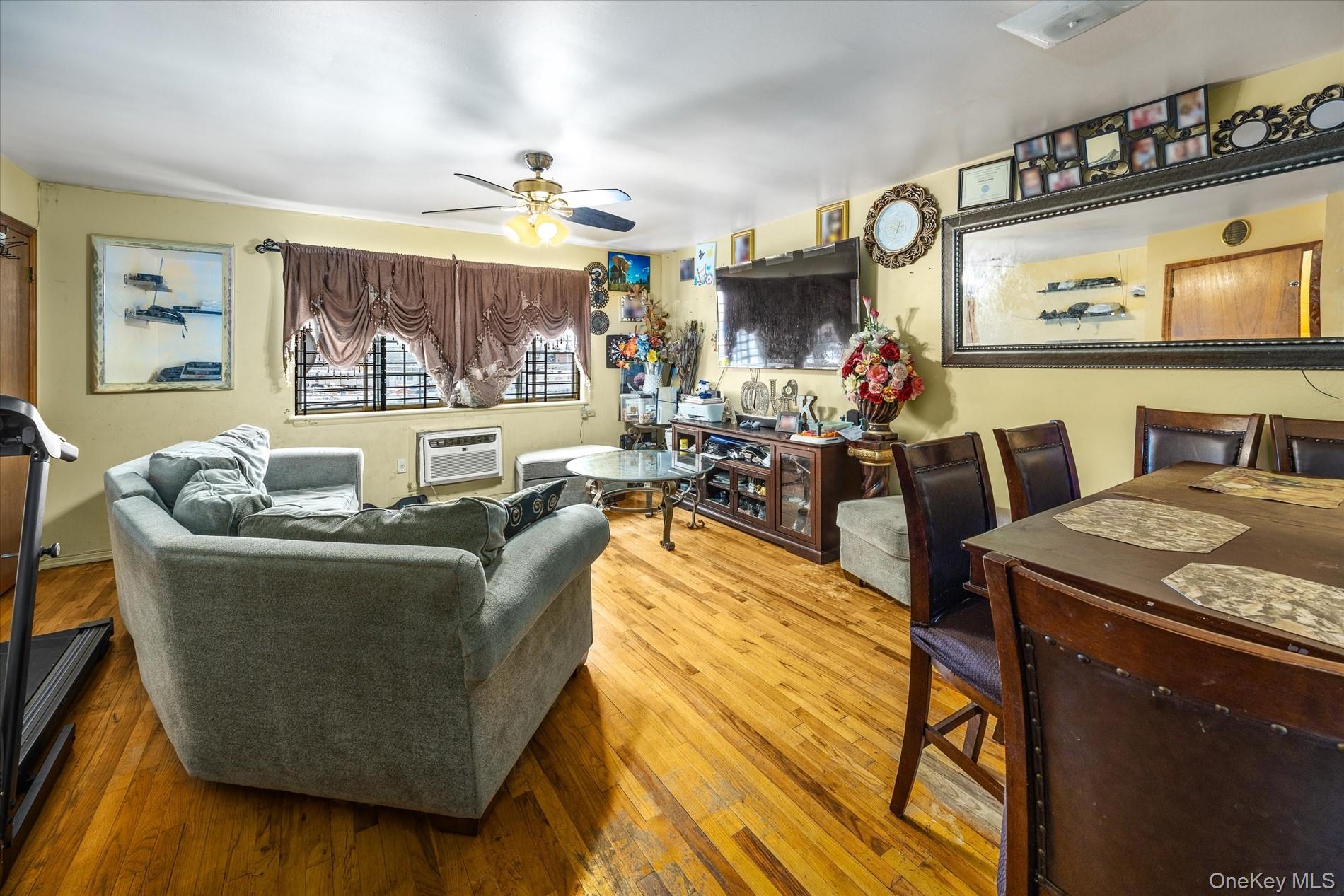 #11 photo, 657 E 102nd #8 Street, הברונקס Brooklyn , NY 11236