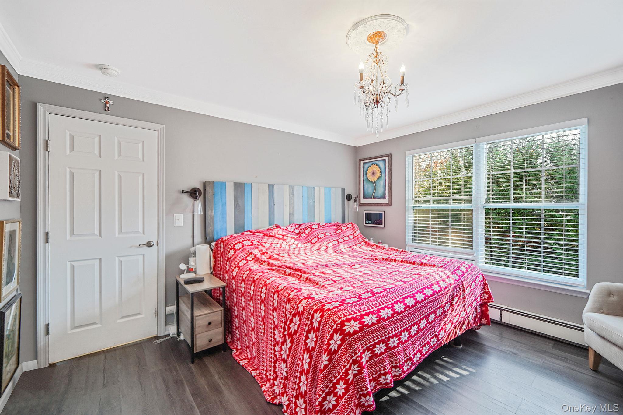 #13 photo, 176 Bedford Avenue, 东长岛 Mastic , NY 11950