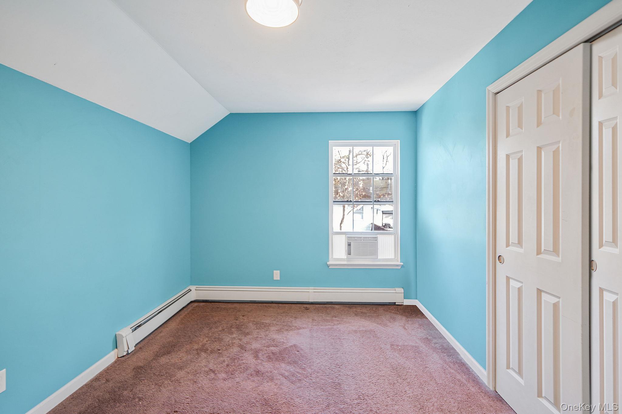 #17 photo, 176 Bedford Avenue, 东长岛 Mastic , NY 11950