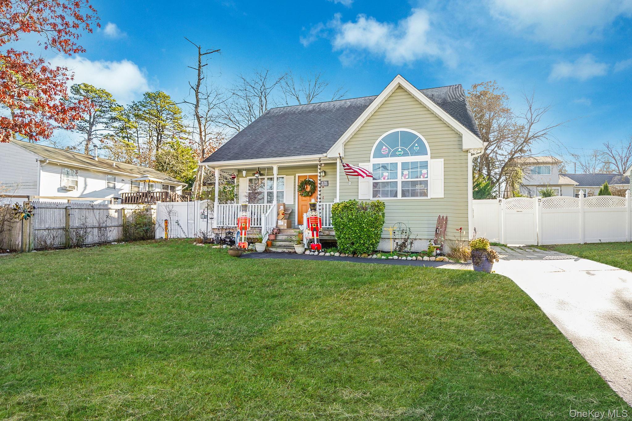 #2 photo, 176 Bedford Avenue, 东长岛 Mastic , NY 11950