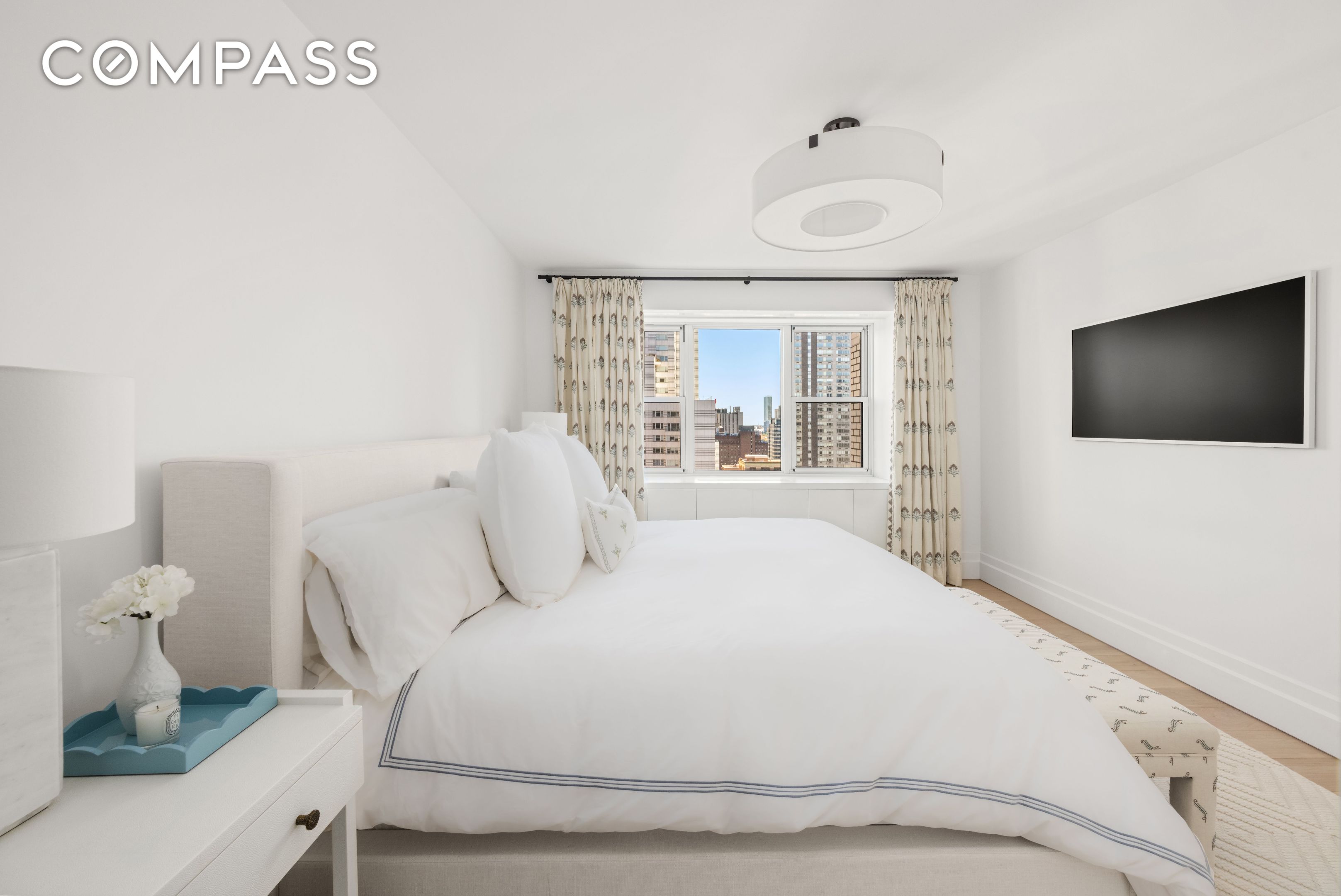 #11 photo, 150 E 69th Street, Lenox Hill , NY 10021