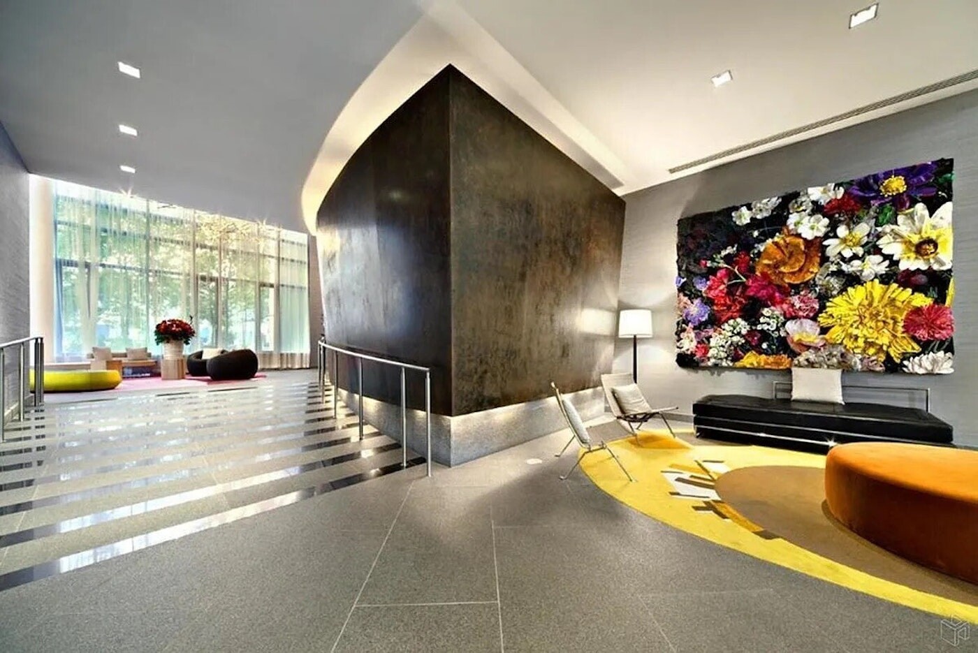 #18 photo, 325 5TH Avenue, Midtown , NY 10016