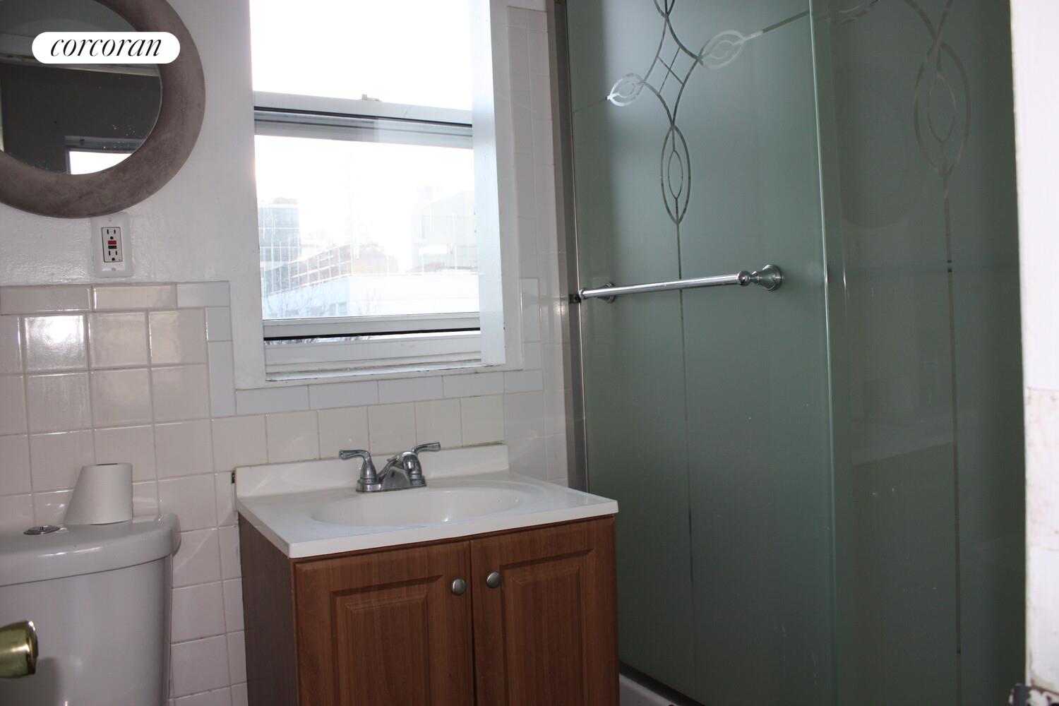 #11 photo, 30-16 38TH Avenue, Long Island City , NY 11101