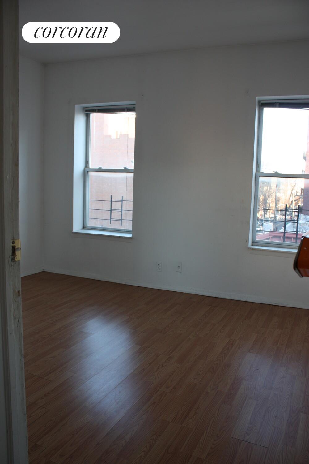 #17 photo, 30-16 38TH Avenue, Long Island City , NY 11101
