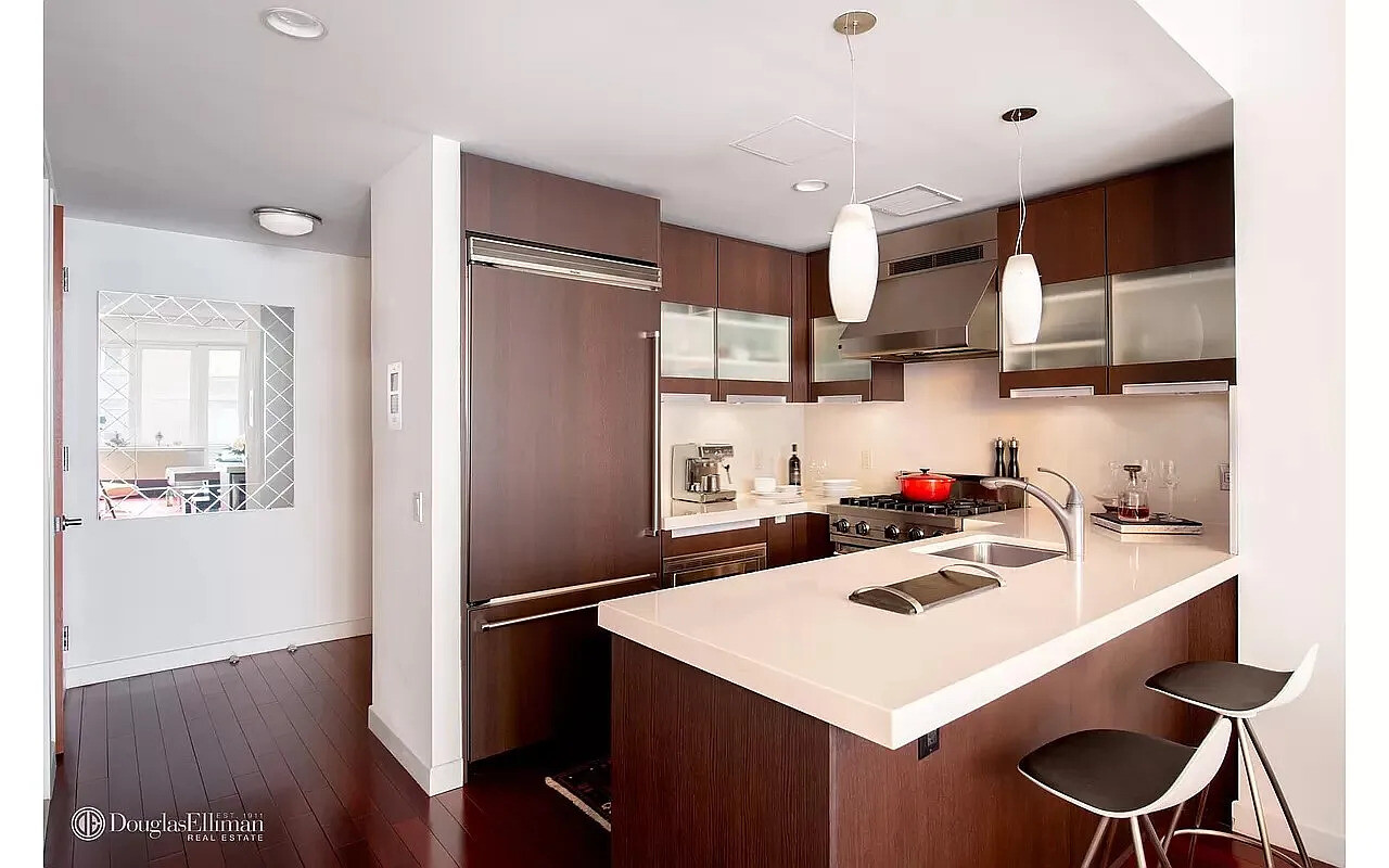 #4 photo, 125 W 21ST Street, Chelsea , NY 10011