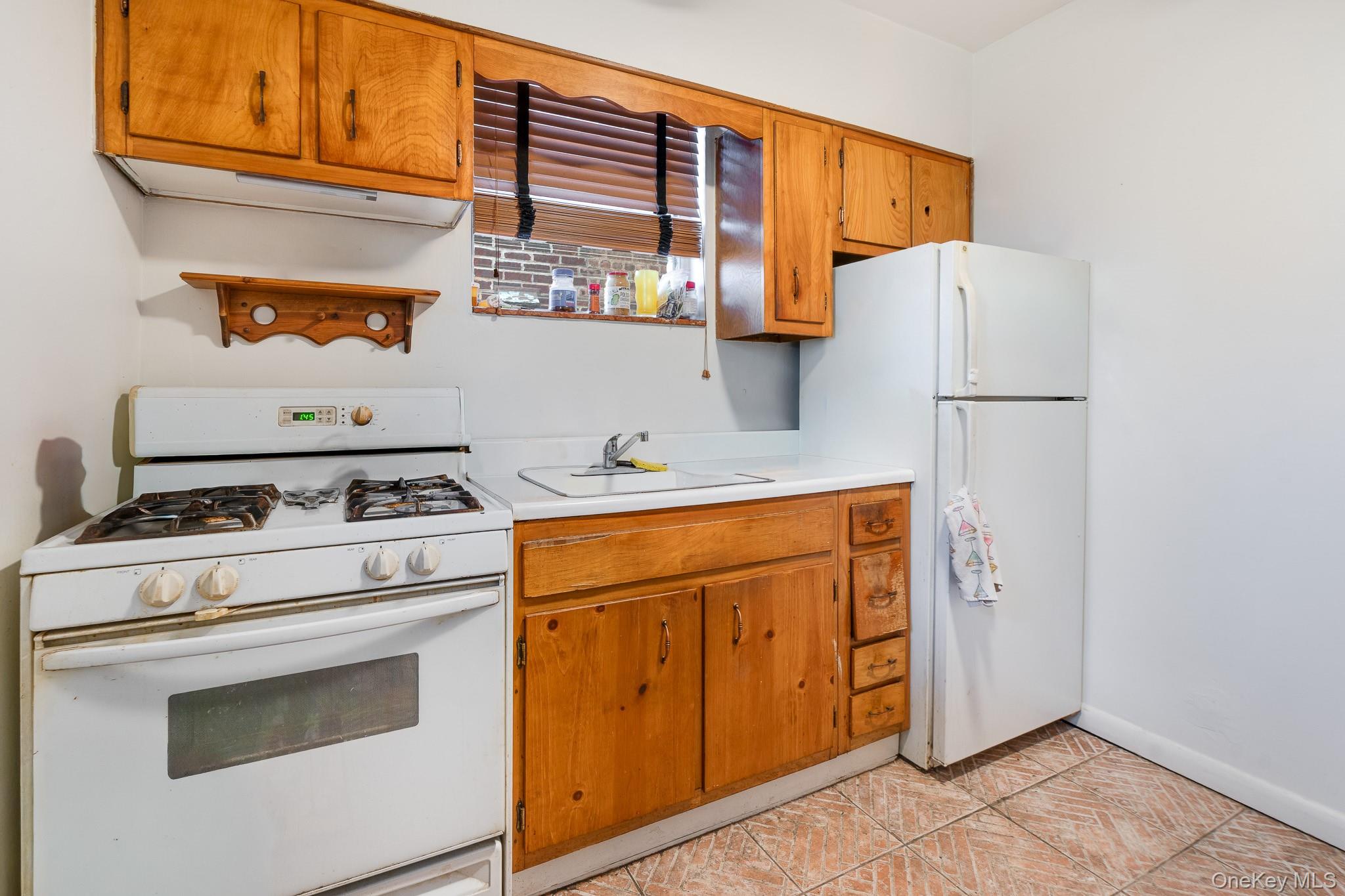 #12 photo, 2437 Buck Street, Bronx , NY 10461