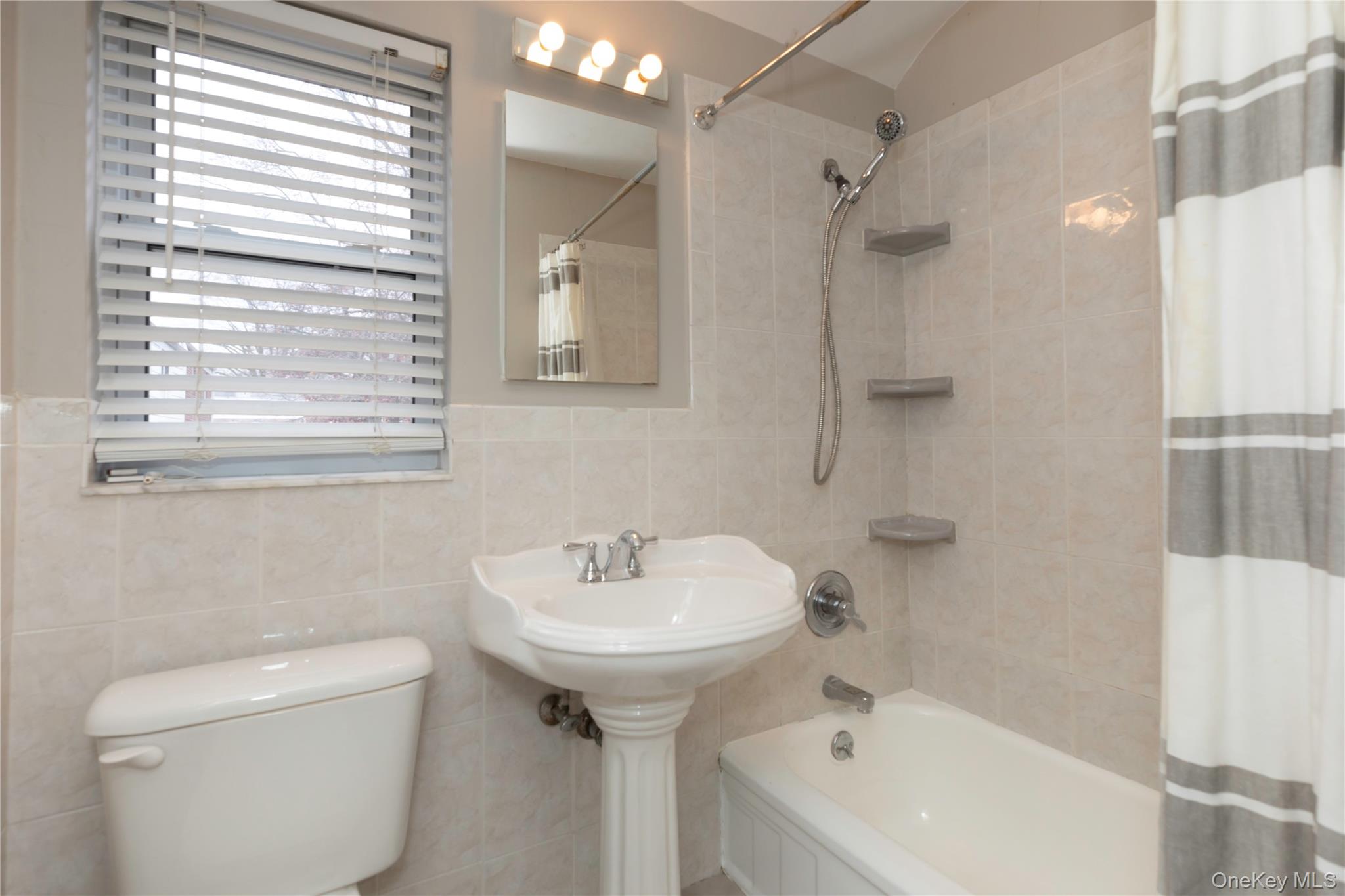 #13 photo, 6 Peck, Rye , NY 10580