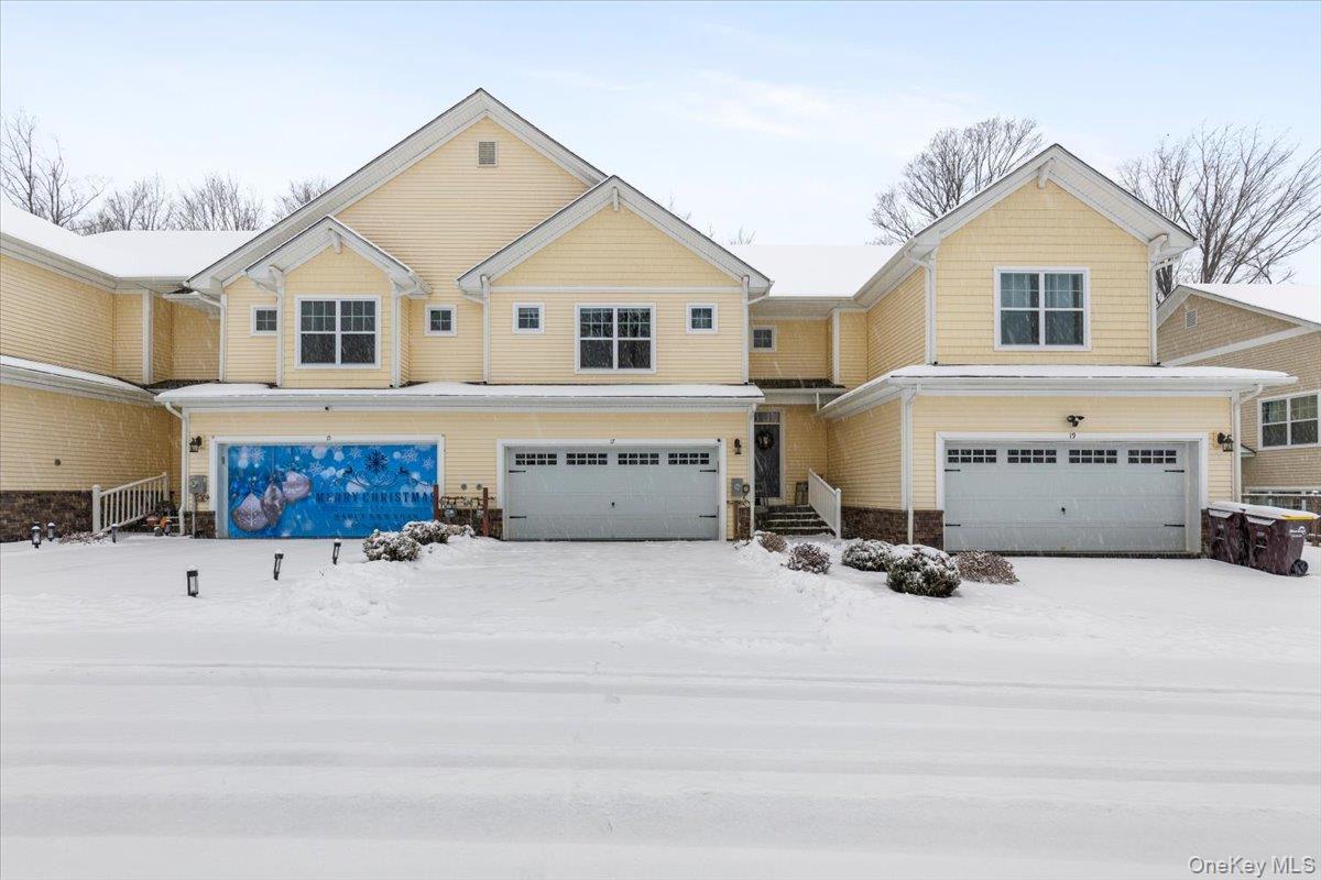 #1 photo, 17 Woodrose Court, Middletown , NY 10940