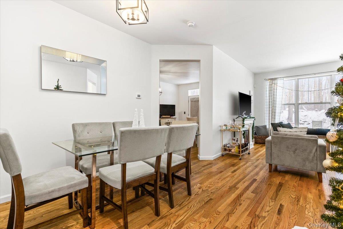 #6 photo, 17 Woodrose Court, Middletown , NY 10940