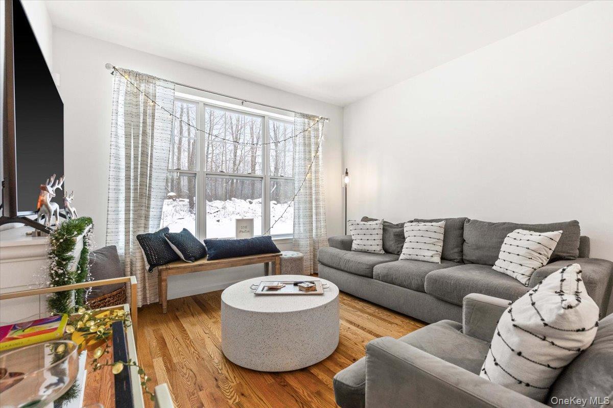 #9 photo, 17 Woodrose Court, Middletown , NY 10940