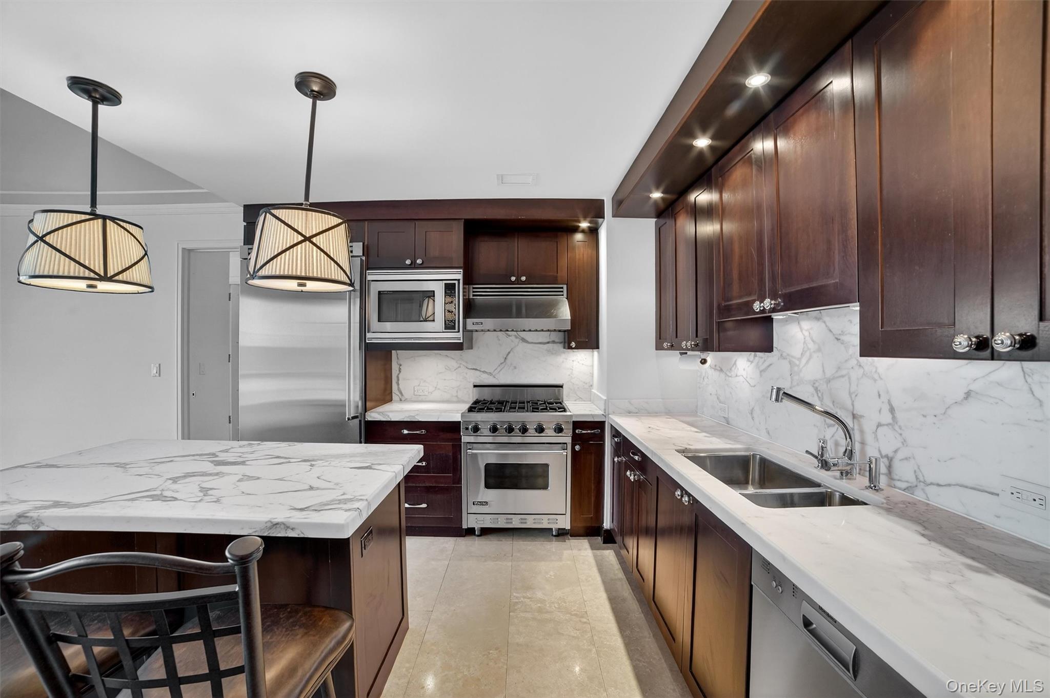 #6 photo, 1 Renaissance Square, White Plains , NY 10601