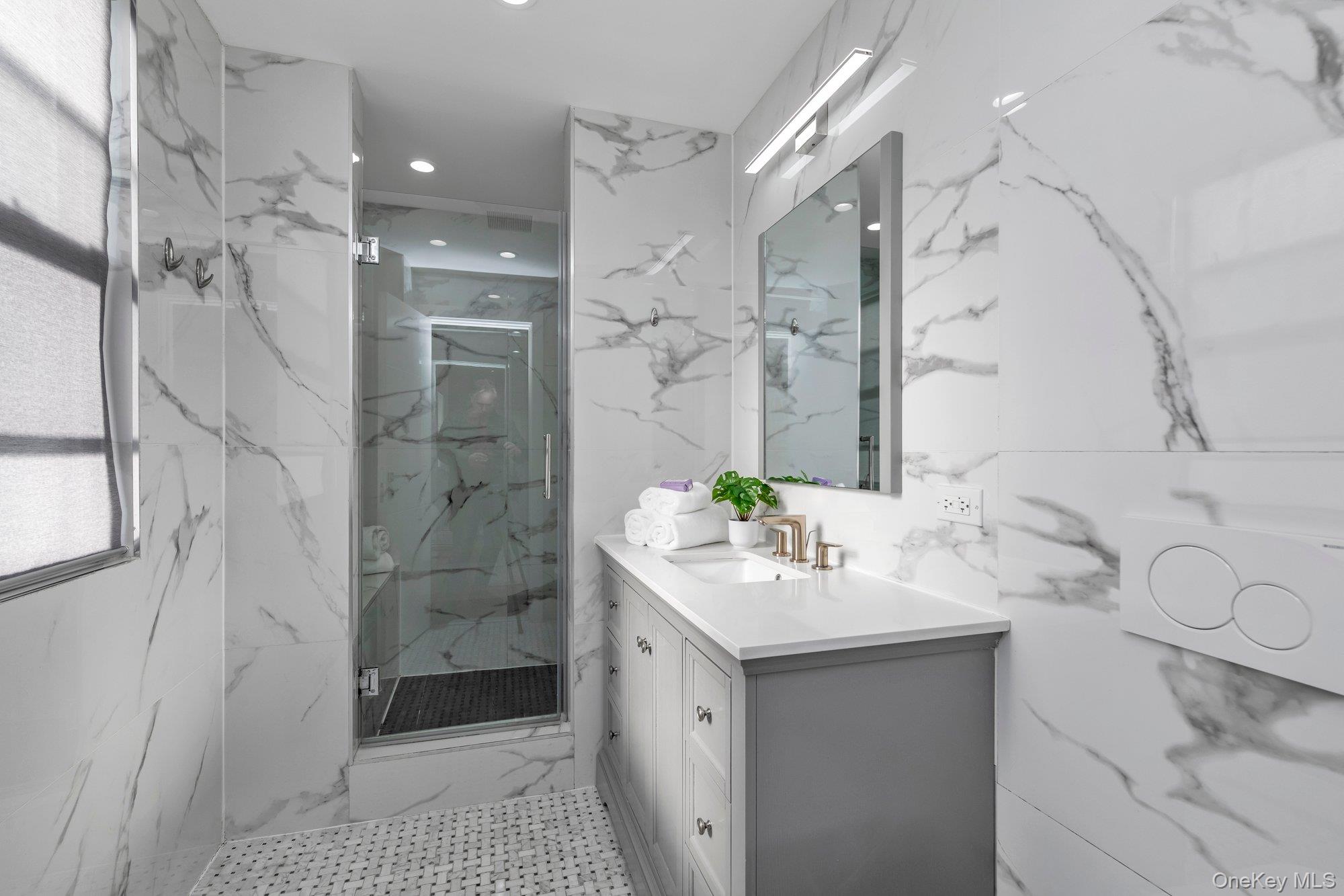 #15 photo, 83-34 116th Street, Kew Gardens , NY 11418