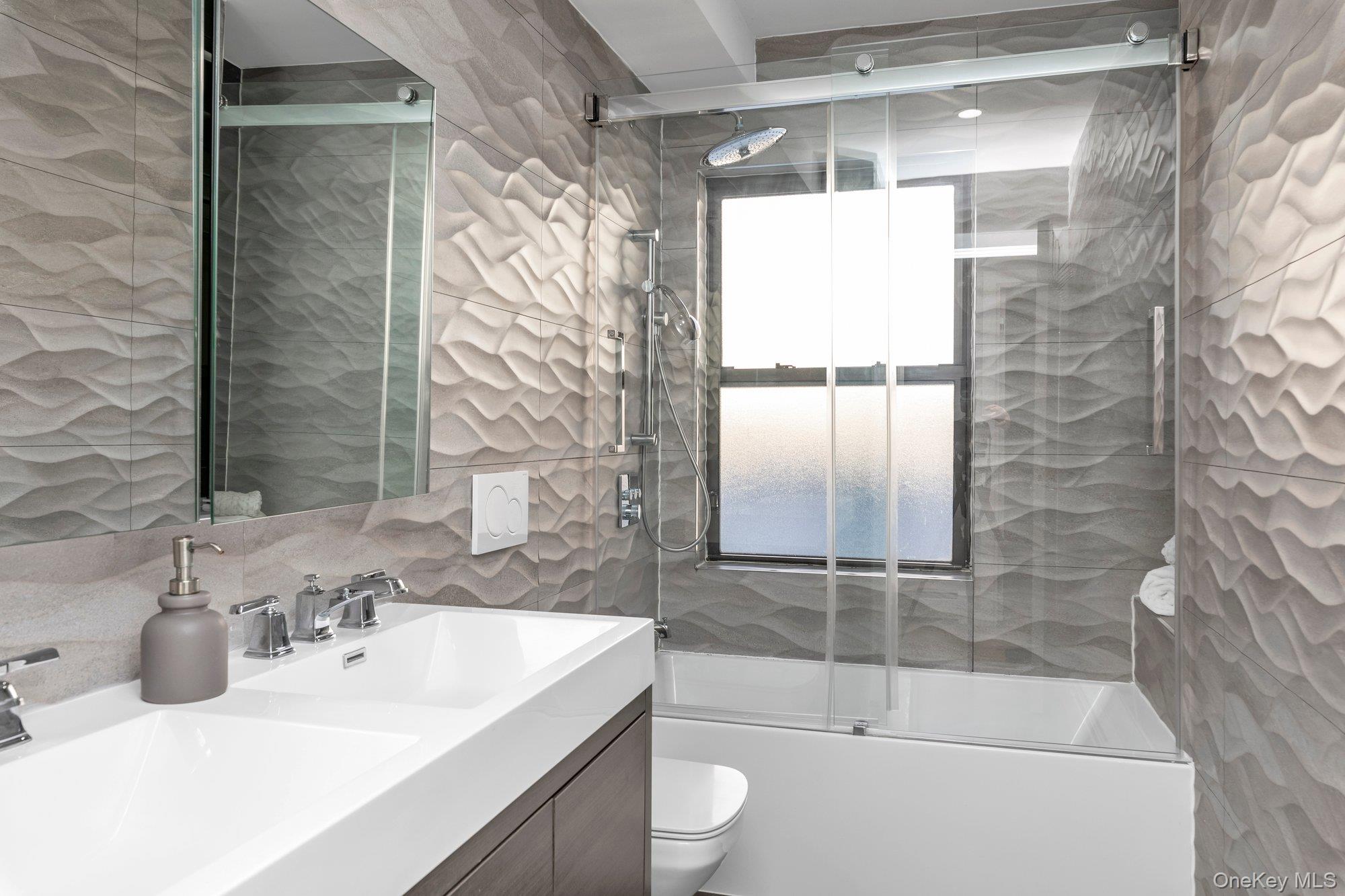 #17 photo, 83-34 116th Street, Kew Gardens , NY 11418