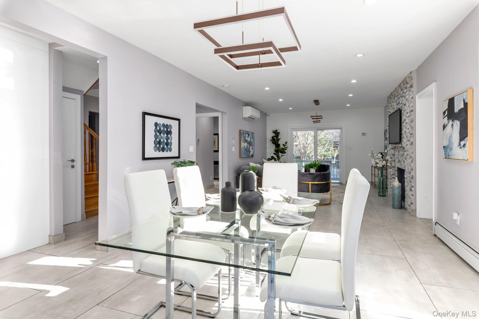 #7 photo, 83-34 116th Street, Kew Gardens , NY 11418