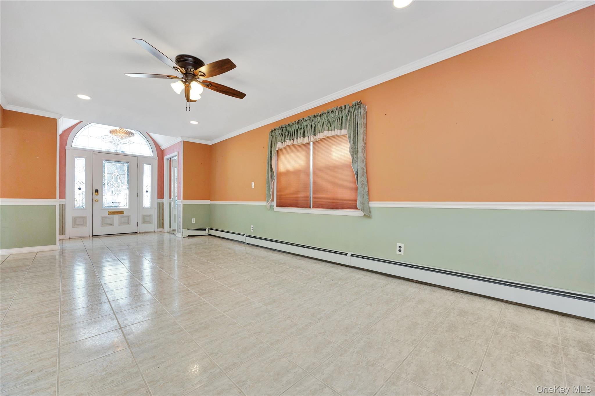 #5 photo, 69 Cottonwood Lane, Westbury , NY 11590