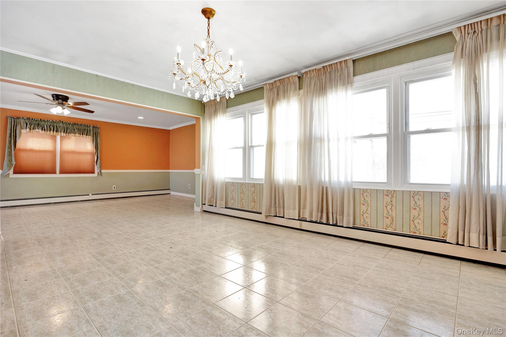 #6 photo, 69 Cottonwood Lane, Westbury , NY 11590