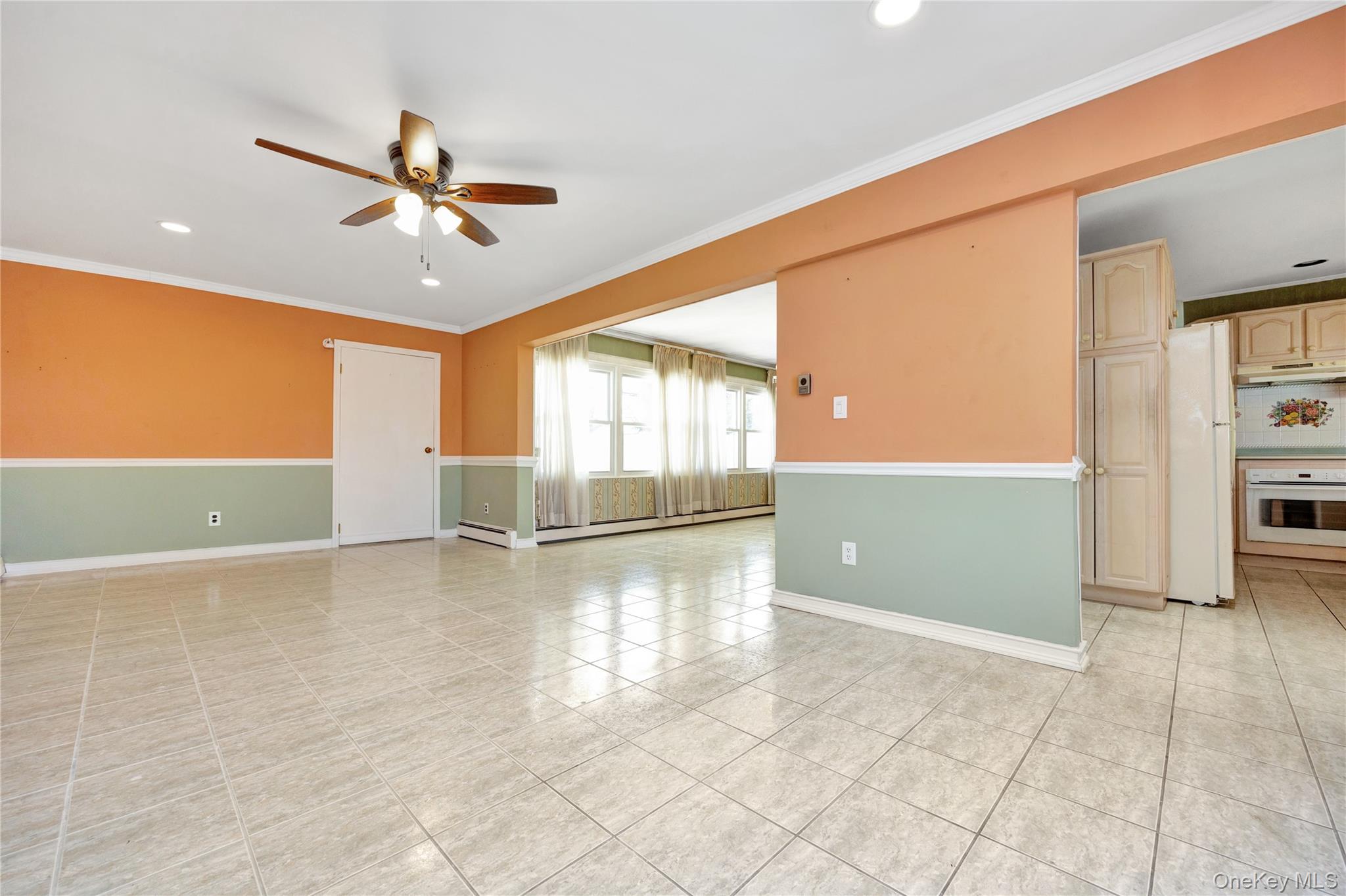 #8 photo, 69 Cottonwood Lane, Westbury , NY 11590