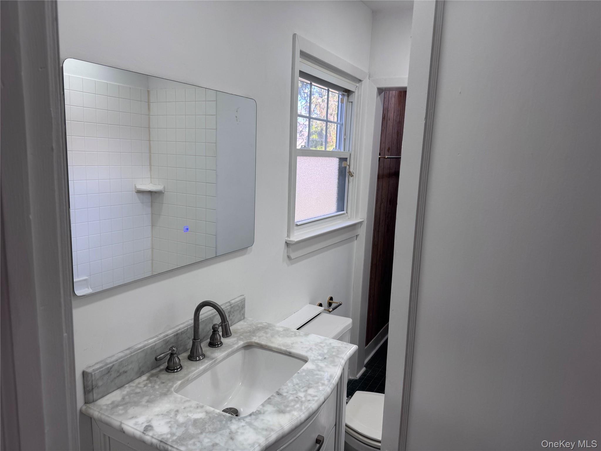 #6 photo, 4 Franklin Street, ناسو Hicksville , NY 11801