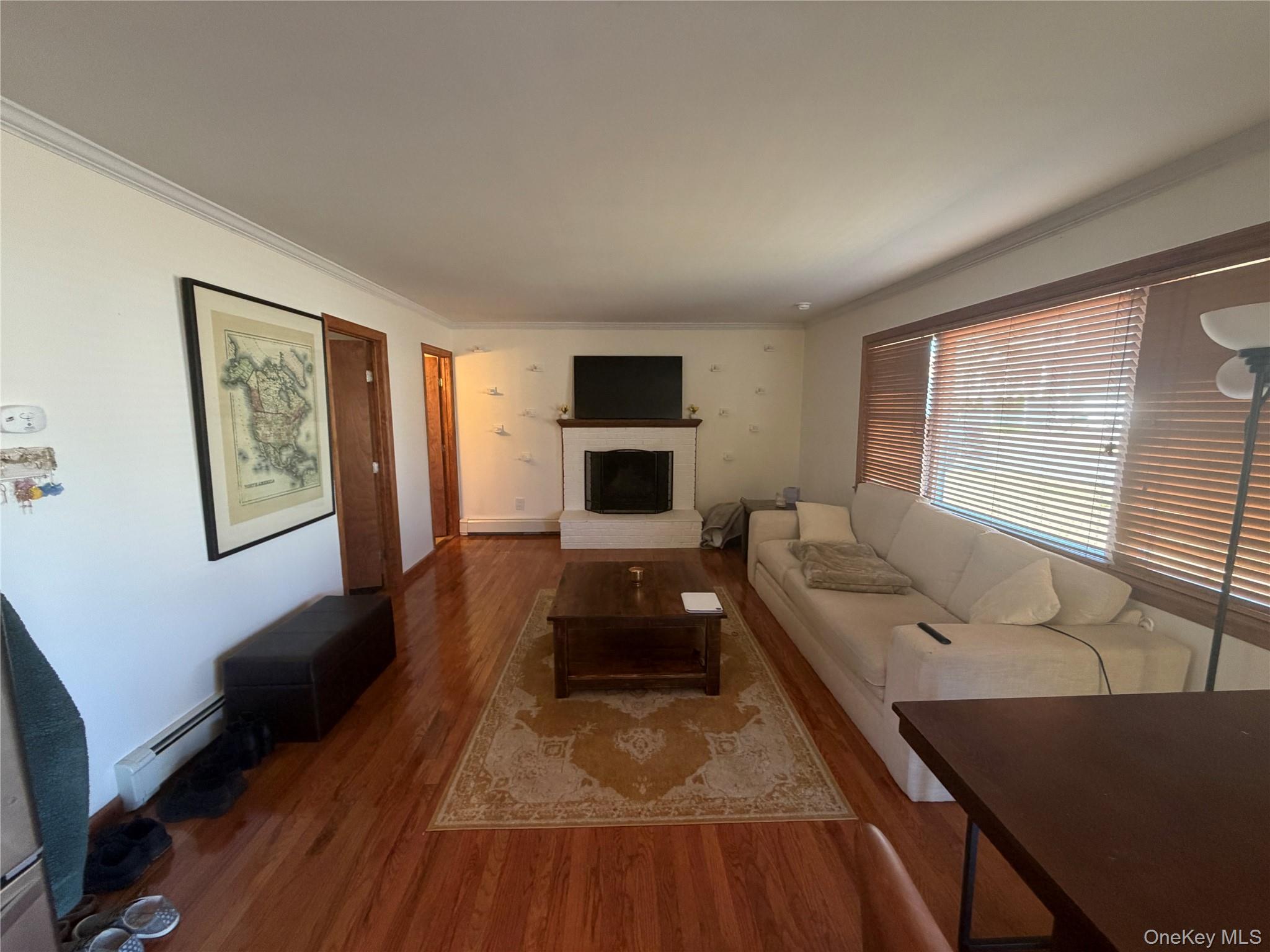 #2 photo, 33 buchanan, Amity Harbor , NY 11701