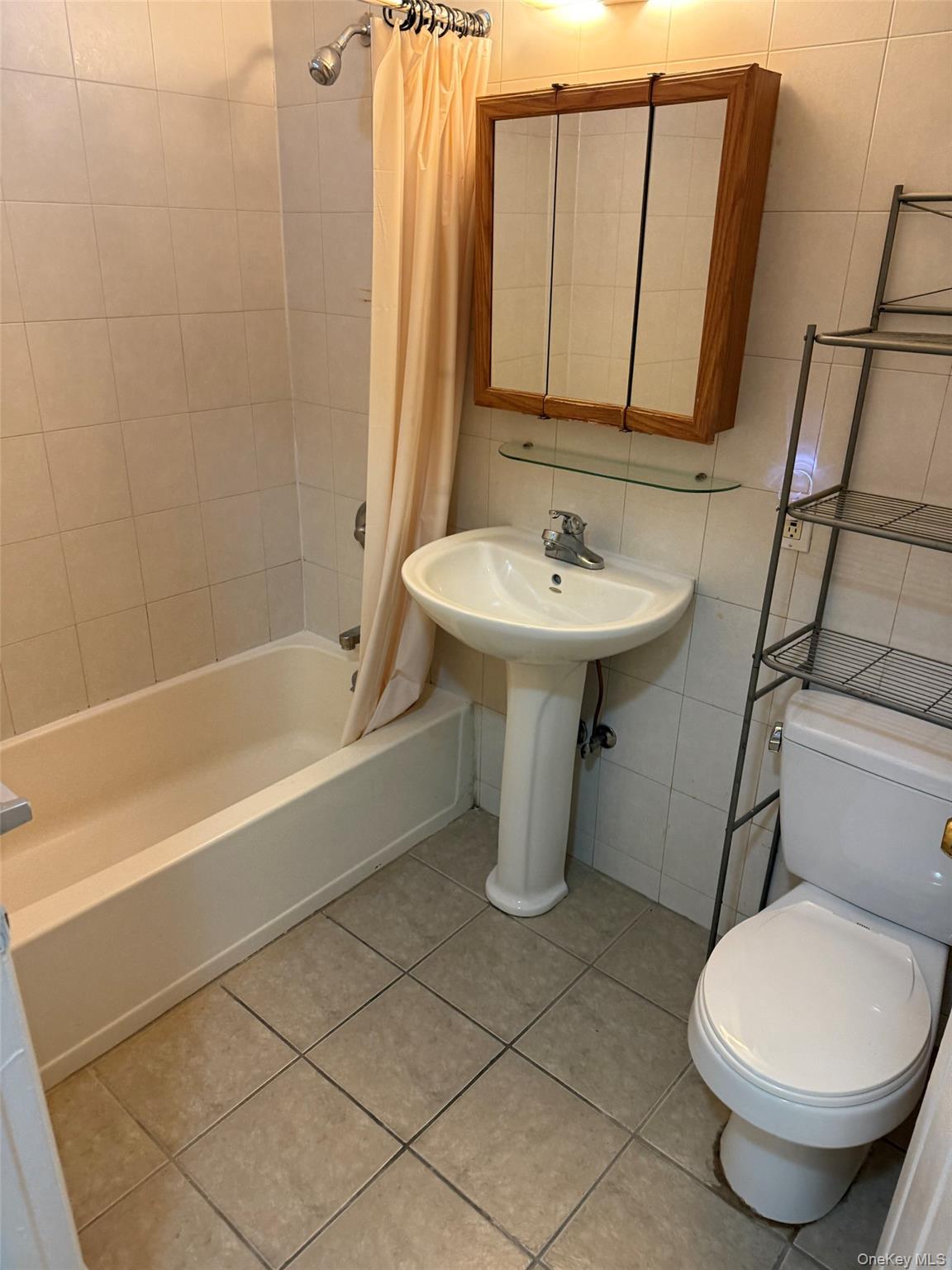 #3 photo, 42-11 Parsons Boulevard, Flushing , NY 11355