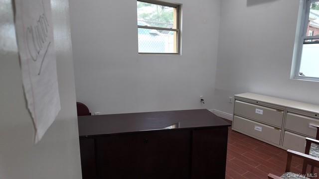 #4 photo, 235 Hillside Avenue, Williston Park , NY 11596