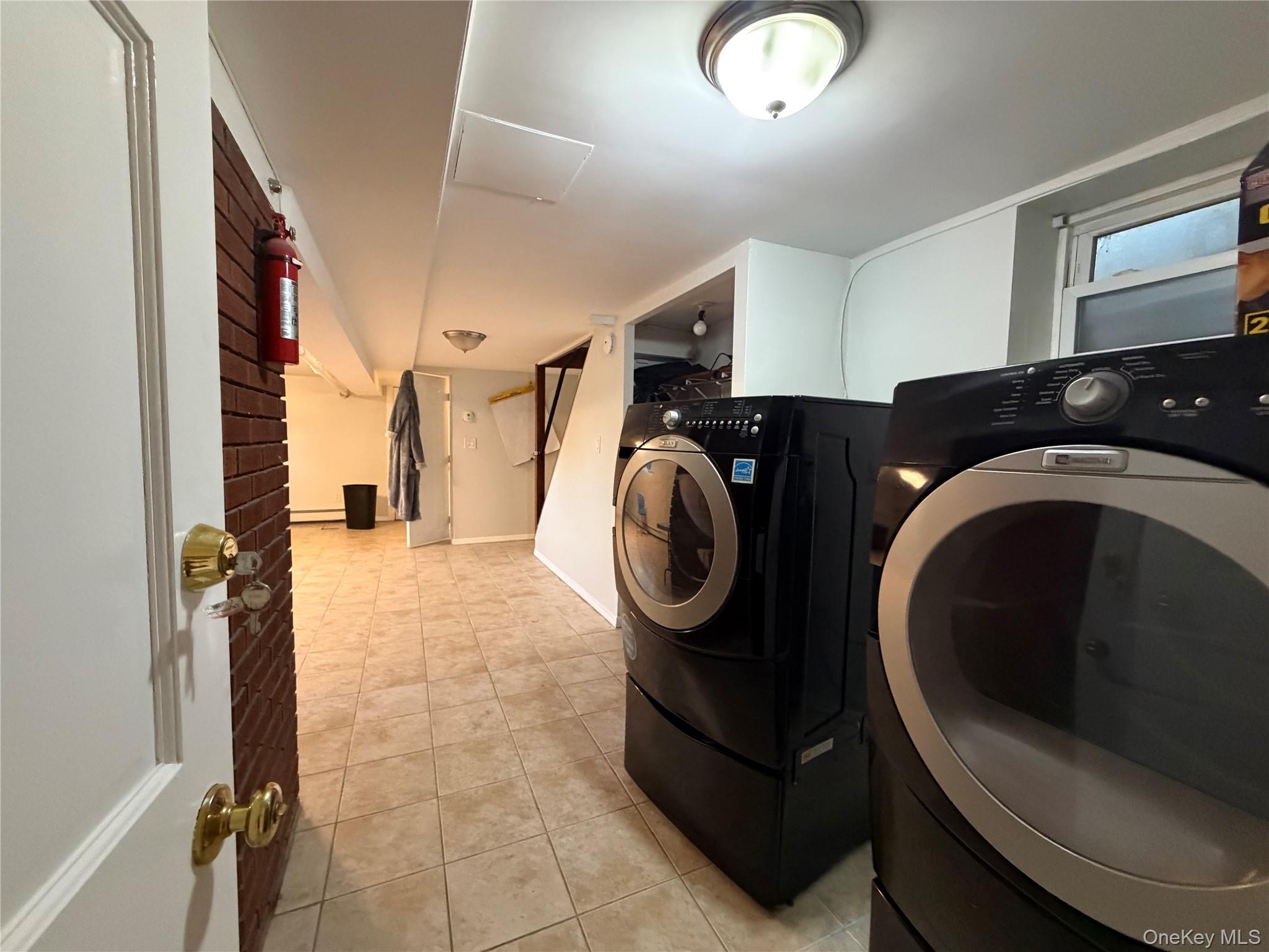 #16 photo, 1271 Hobart Avenue, הברונקס Bronx , NY 10461