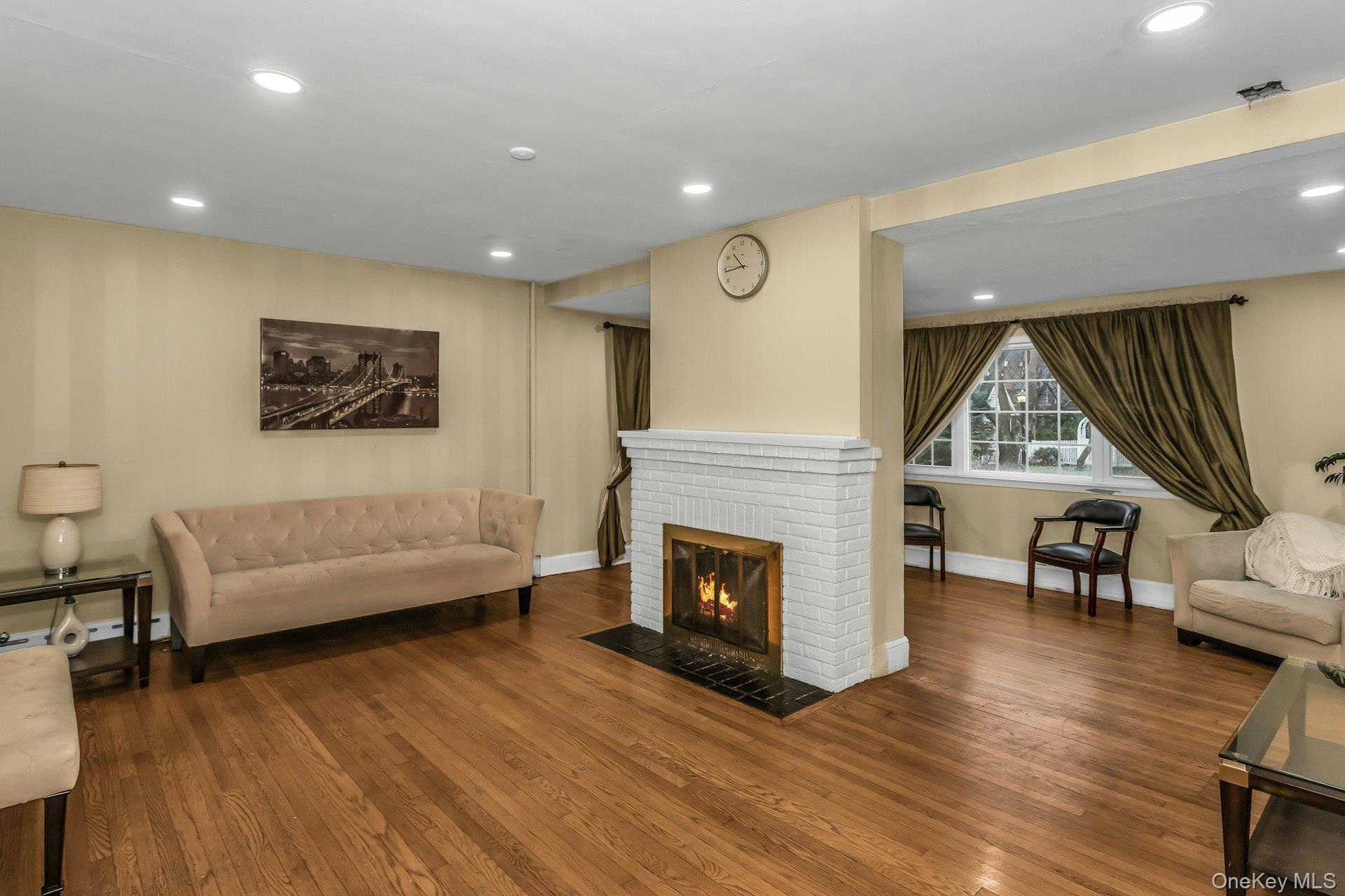 #5 photo, 55 Willow Street, מחוז נסאו Garden City , NY 11530