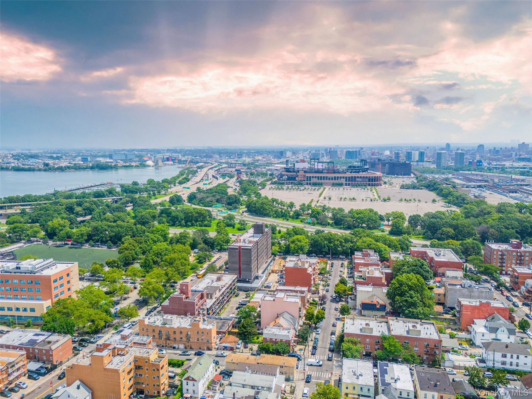 #2 photo, 112-26 38th Avenue, 뉴욕퀸즈 Corona , NY 11368