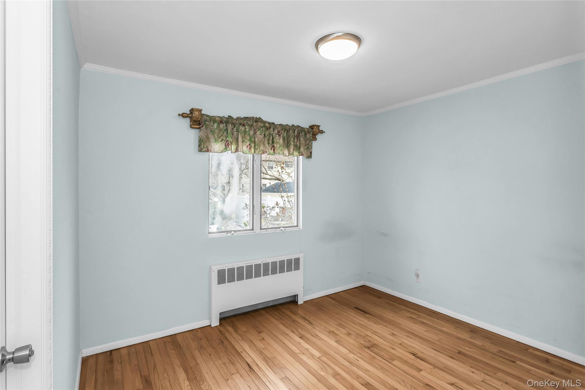 #13 photo, 639 N Chicot Avenue, West Islip , NY 11795