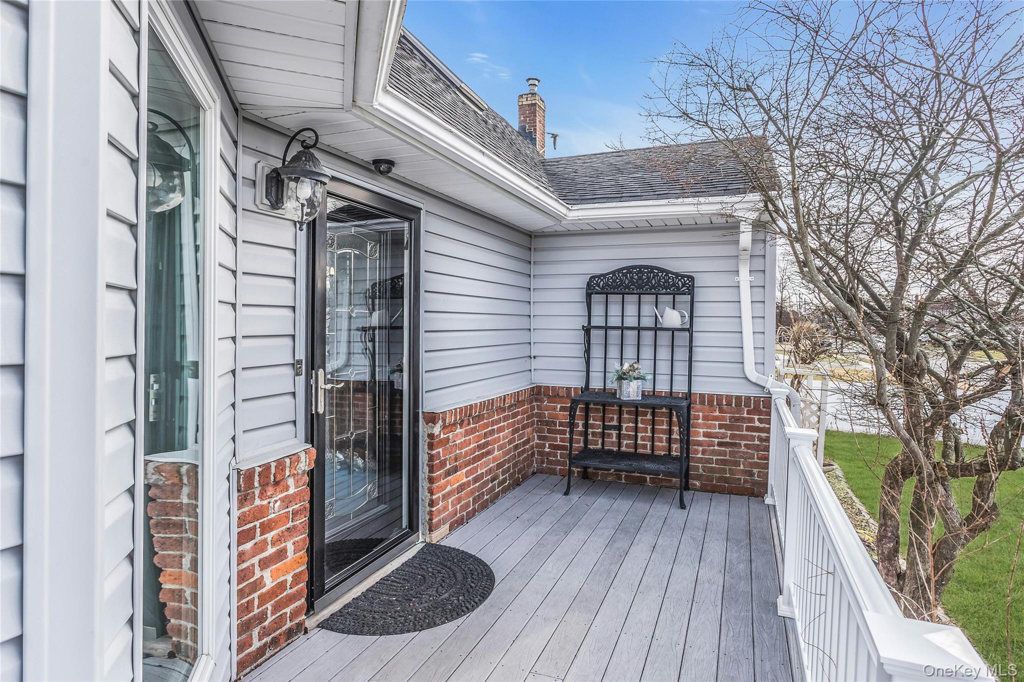 #3 photo, 639 N Chicot Avenue, West Islip , NY 11795