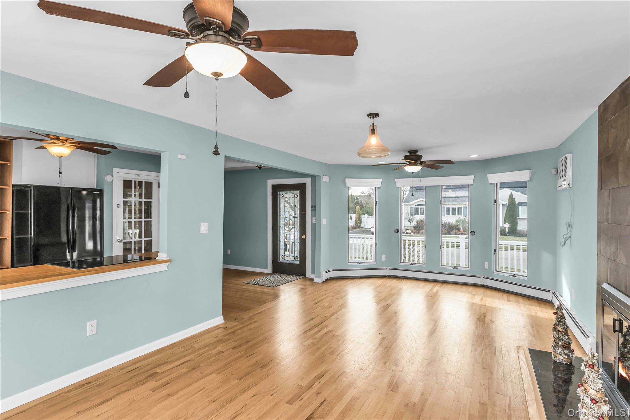 #7 photo, 639 N Chicot Avenue, West Islip , NY 11795