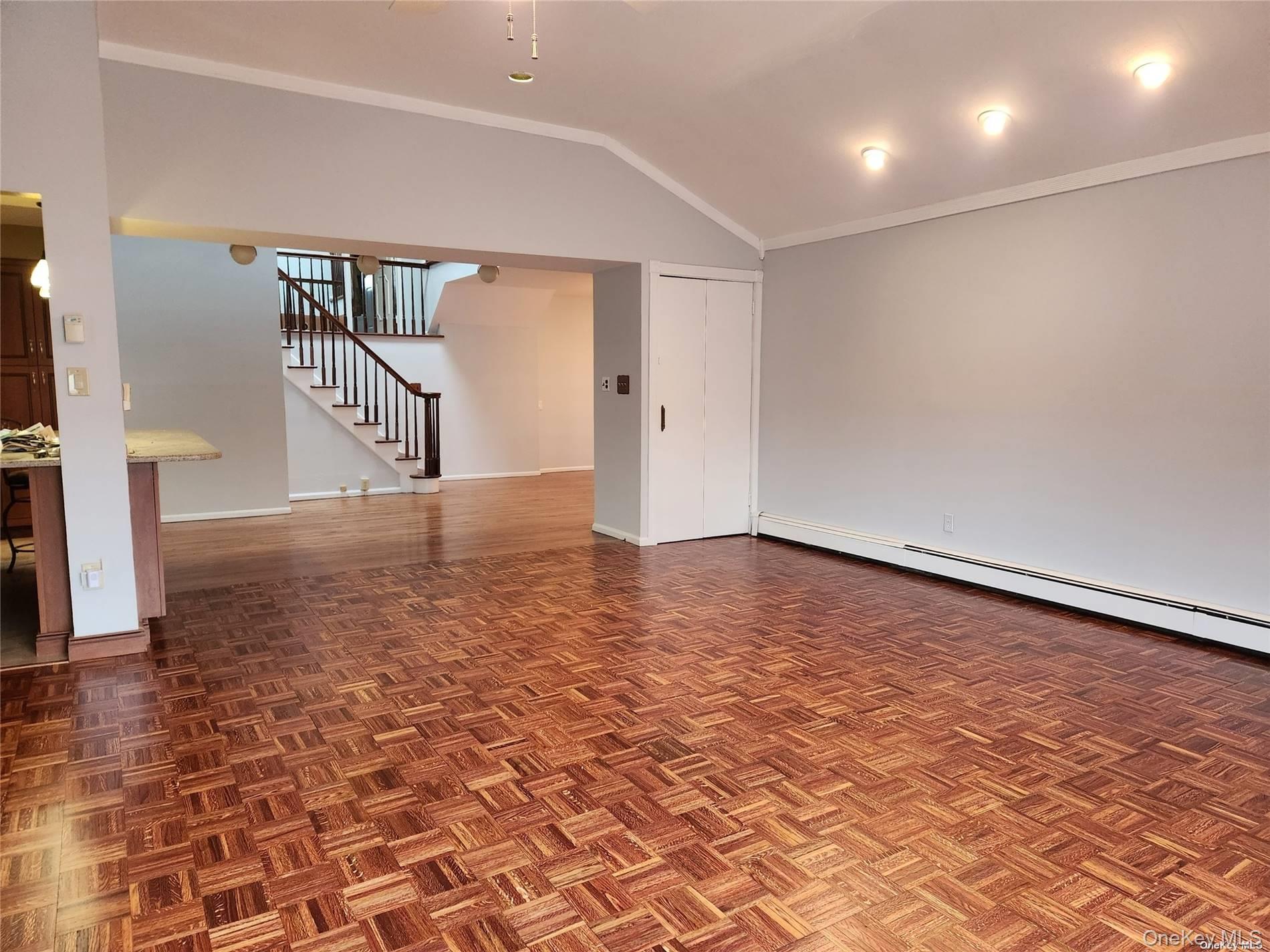 #5 photo, 3418 Oceanside Road, Oceanside , NY 11572