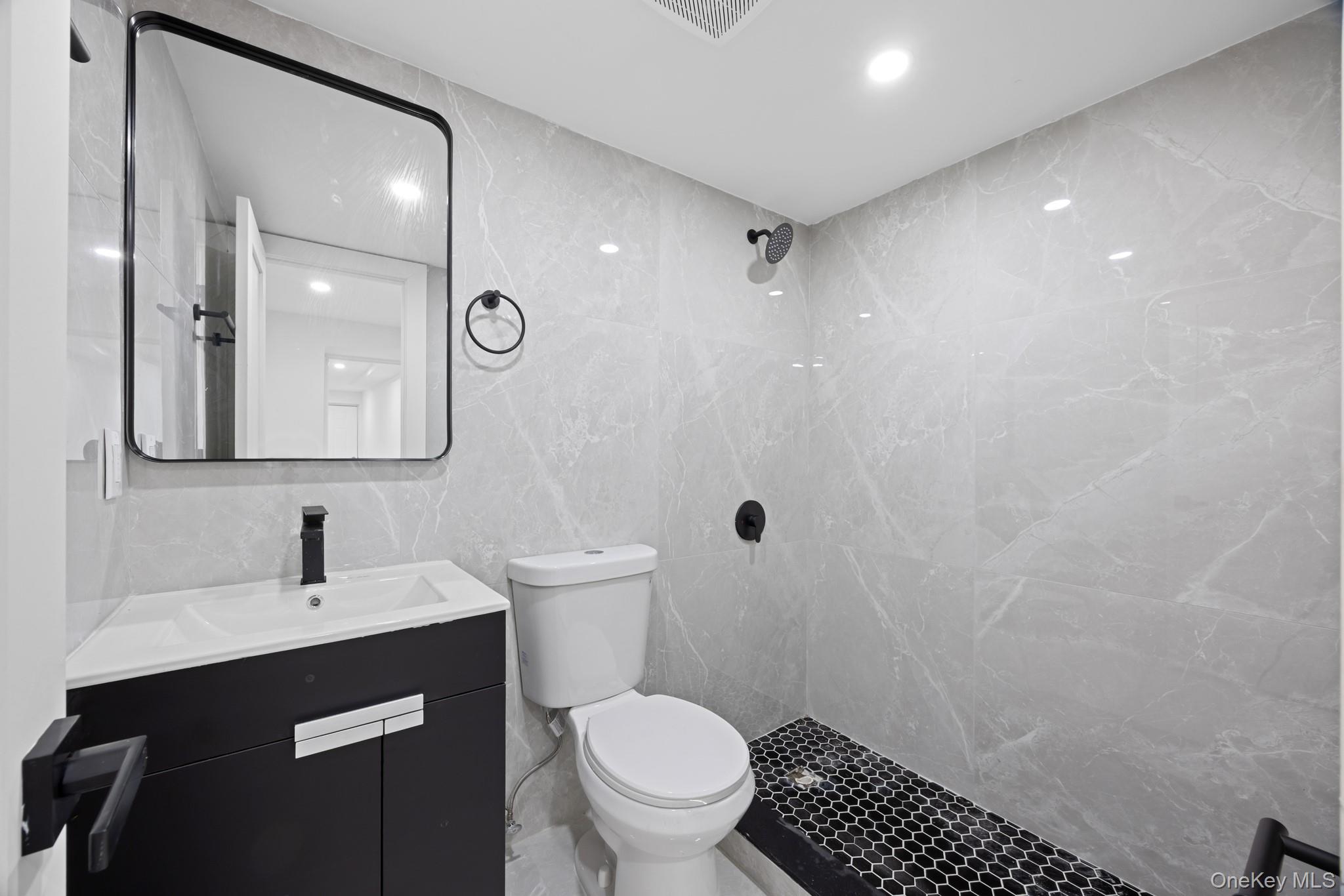 #15 photo, 11809 Nashville Boulevard, קווינס Cambria Heights , NY 11411