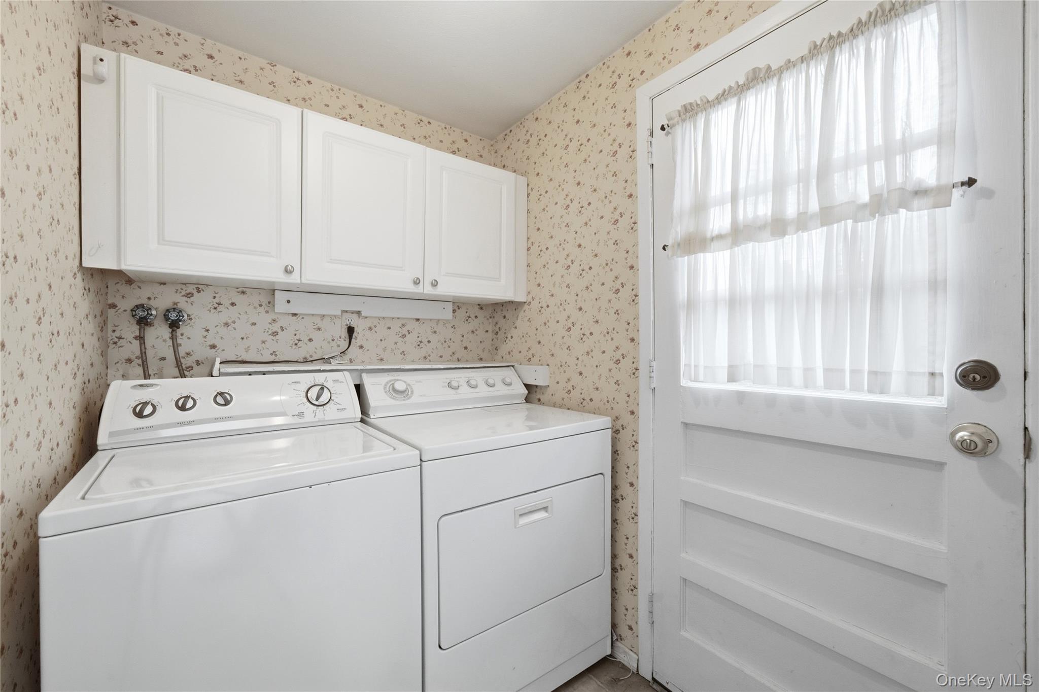 #18 photo, 16 Pantzer Street, 롱 아일랜드 Smithtown , NY 11787