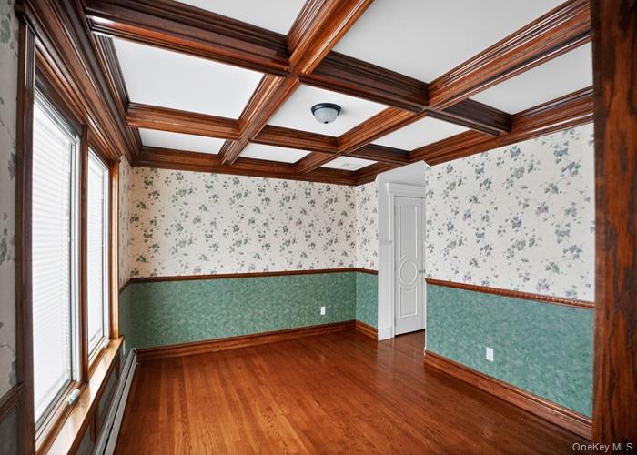 #20 photo, 6 Robert Court, सफ़ोक काउंटी Center Moriches , NY 11934