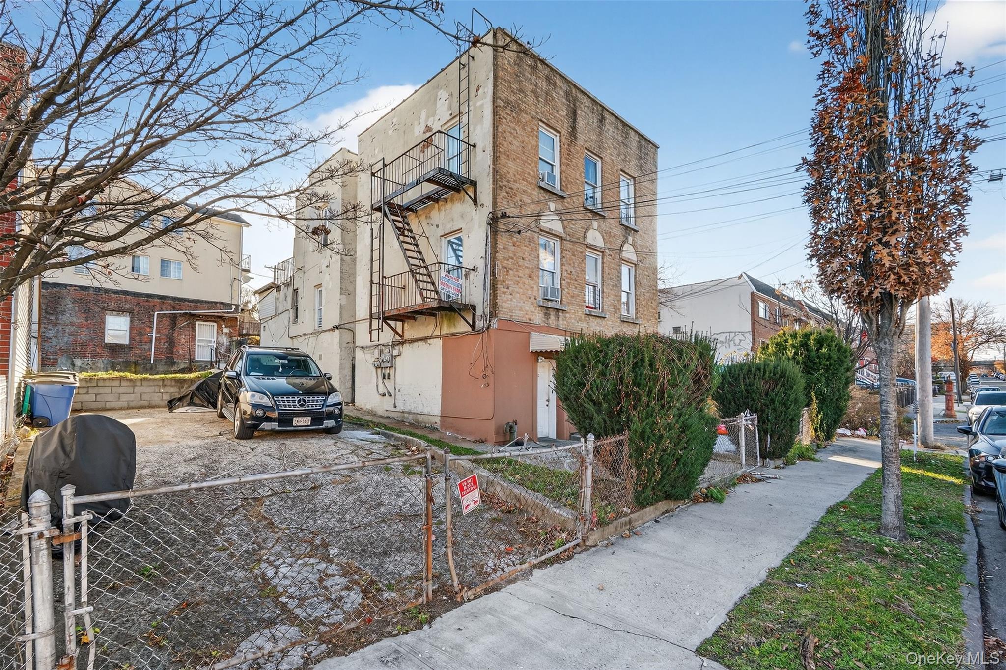 #5 photo, 780 Bartholdi Street, ब्रोंक्स Bronx , NY 10467