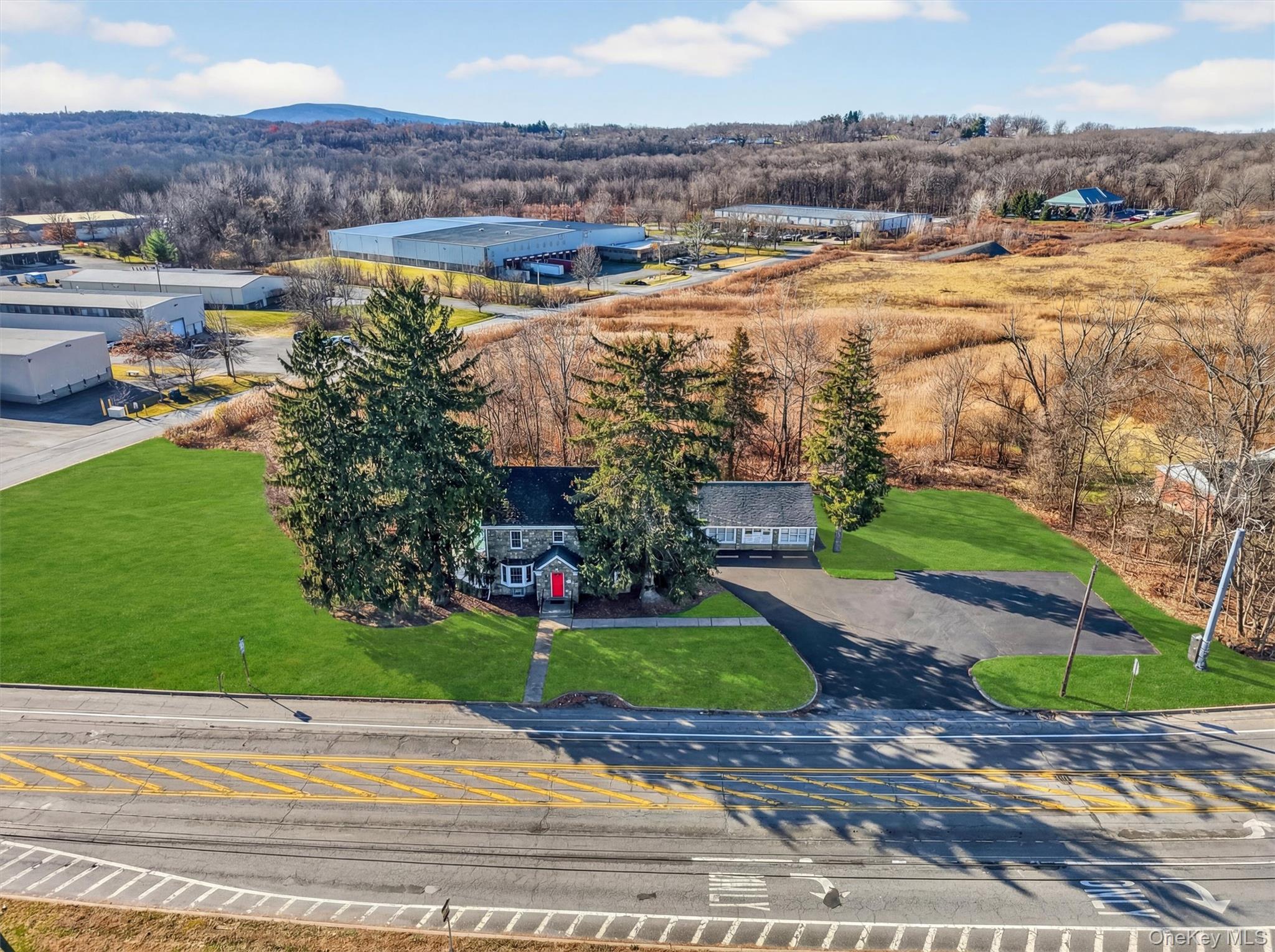 #1 photo, 563 Temple Hill Road, New Windsor , NY 12553