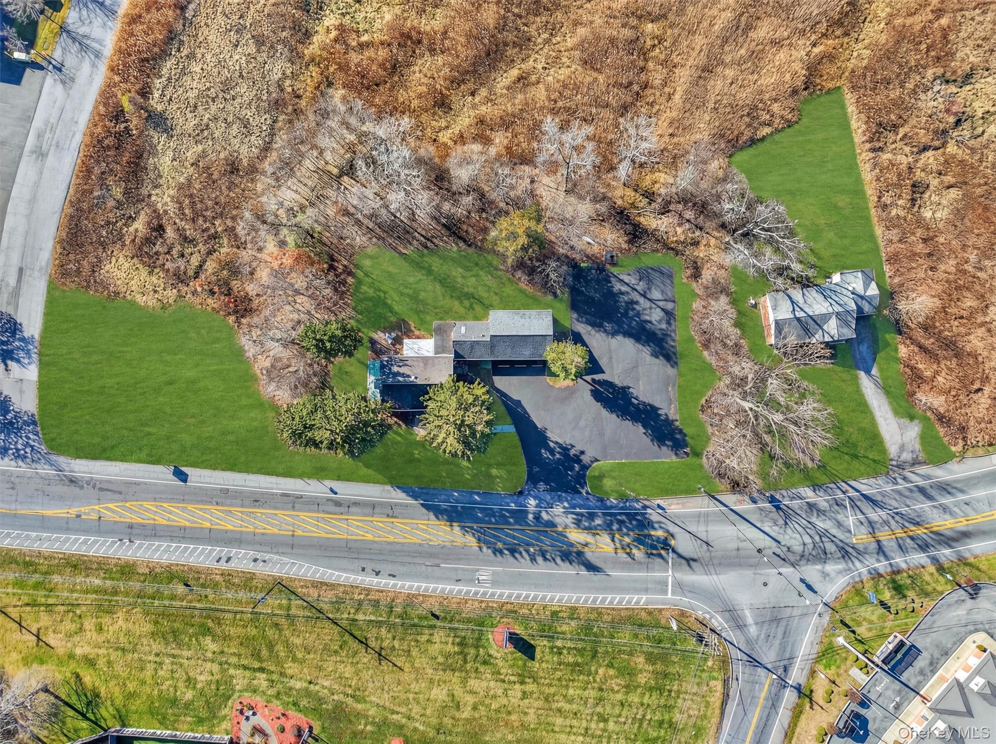 #2 photo, 563 Temple Hill Road, New Windsor , NY 12553