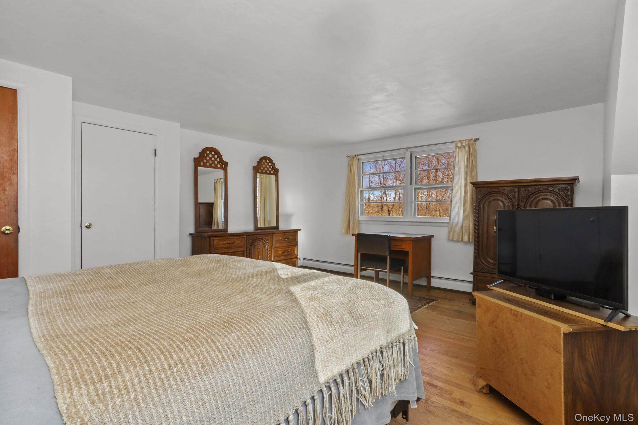 #13 photo, 48 Friendly Road, Mahopac , NY 10541