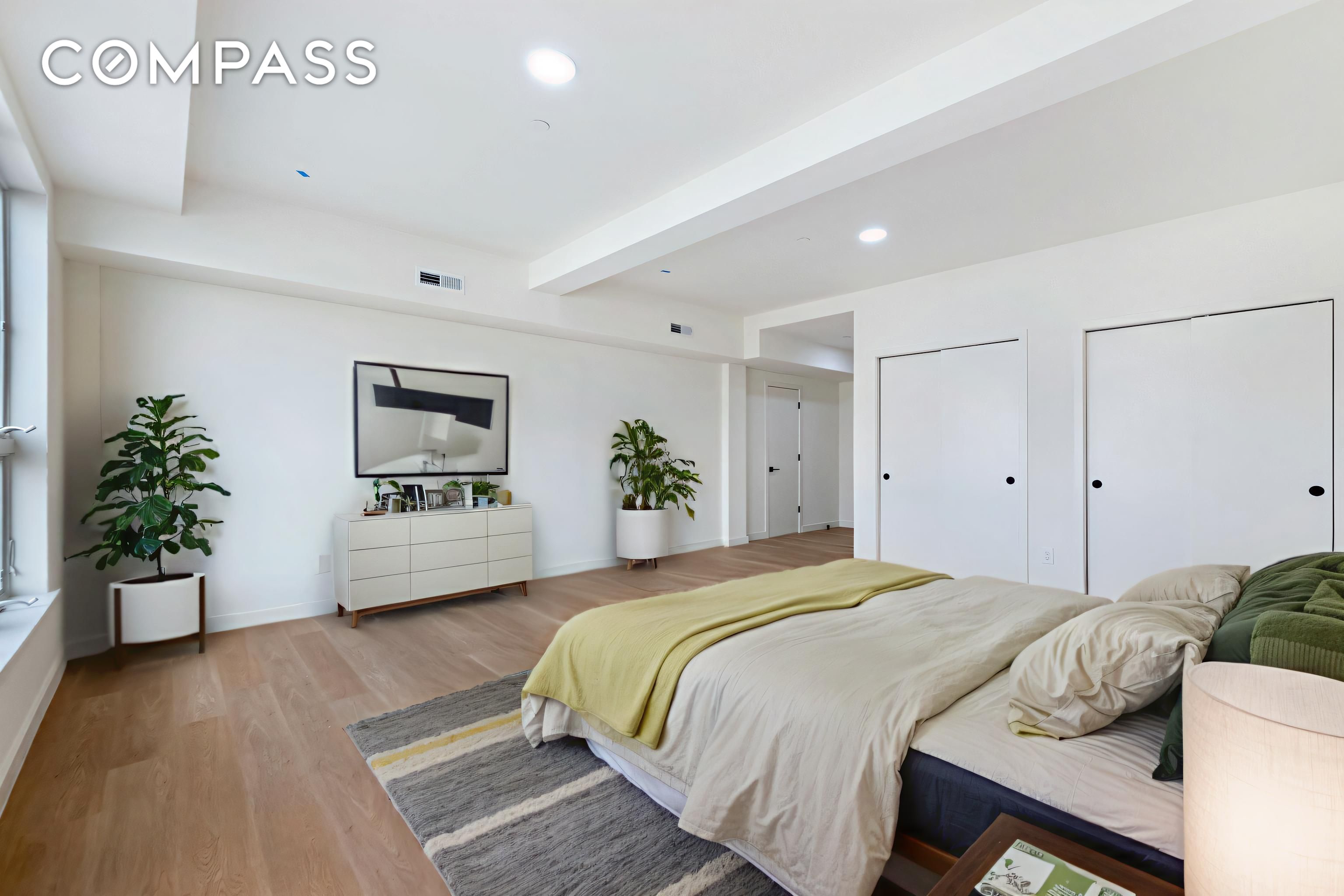 #6 photo, 3112 Emmons Avenue, Sheepshead Bay , NY 11235