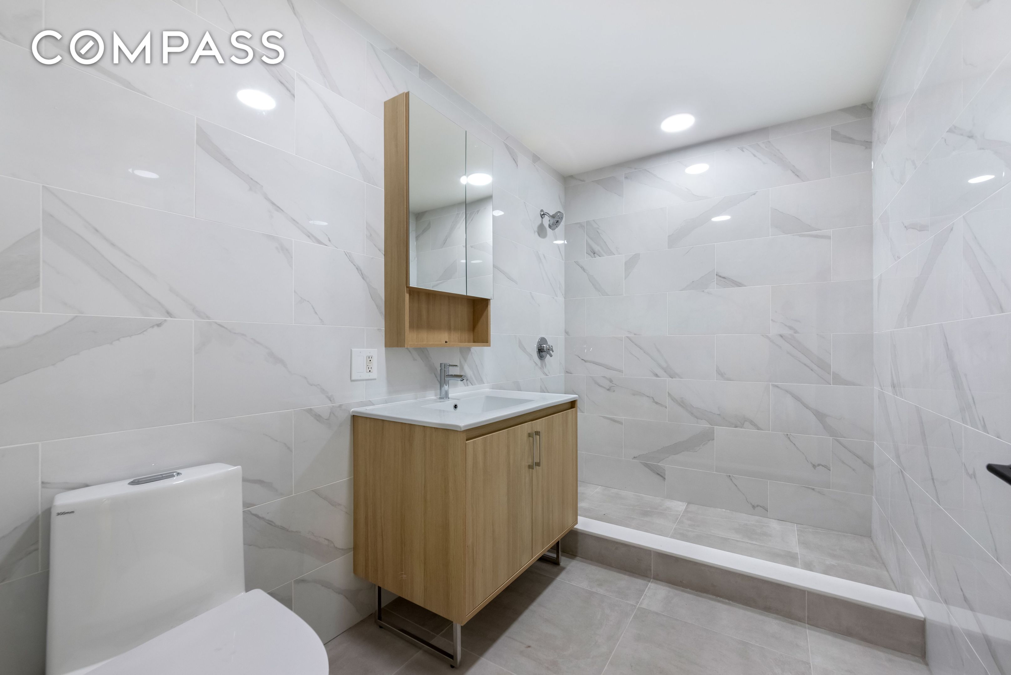 #8 photo, 3112 Emmons Avenue, Sheepshead Bay , NY 11235