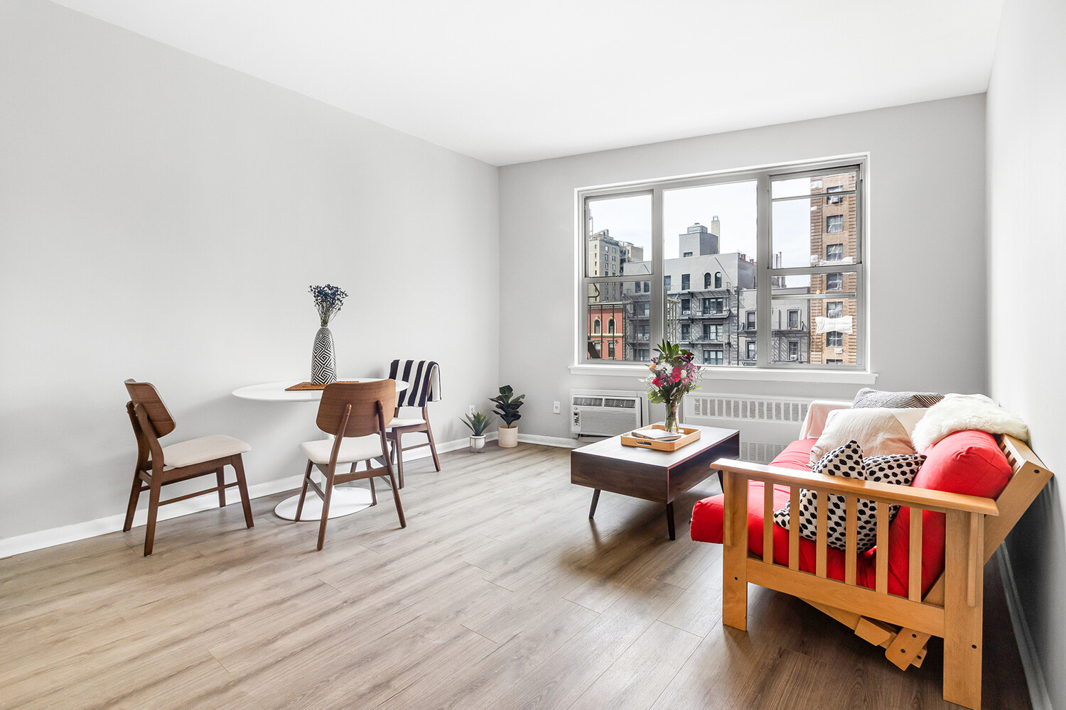 #3 photo, 2790 BROADWAY, Upper West Side , NY 10025