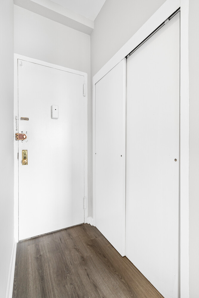 #8 photo, 2790 BROADWAY, Upper West Side , NY 10025