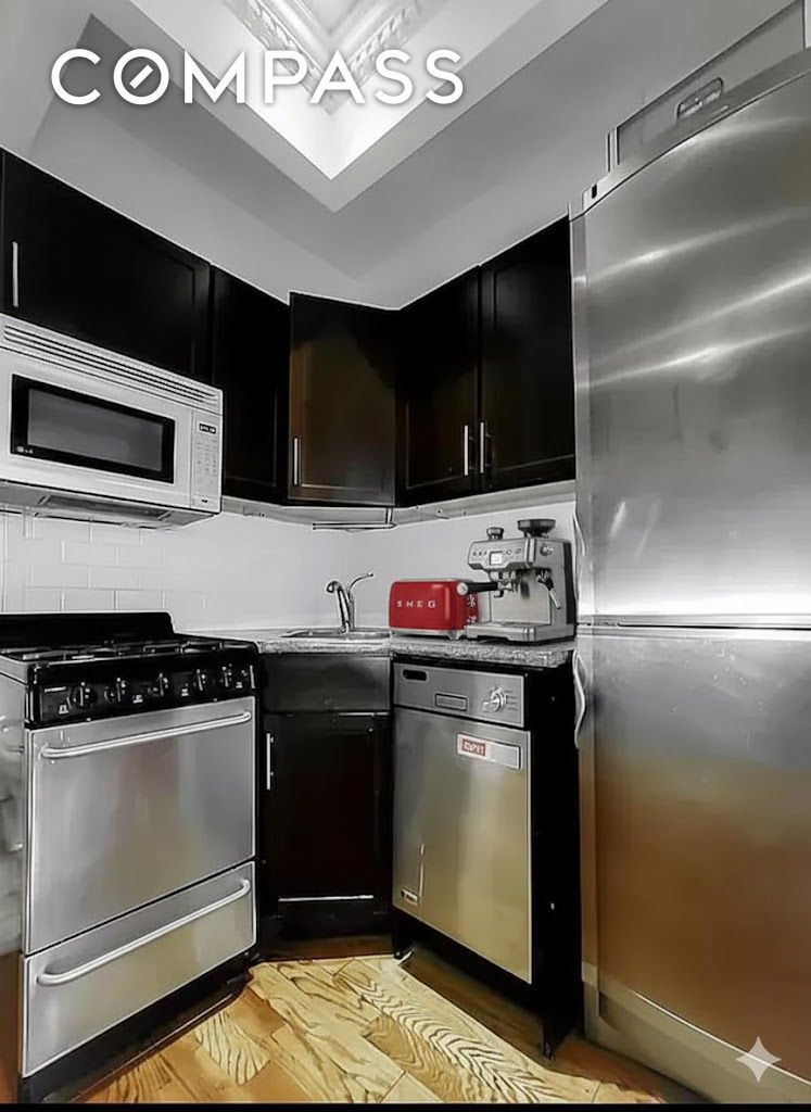 #4 photo, New York City, Lenox Hill , NY 10021