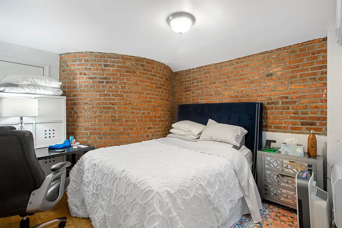 #5 photo, 350 E 62ND Street, Lenox Hill , NY 10021